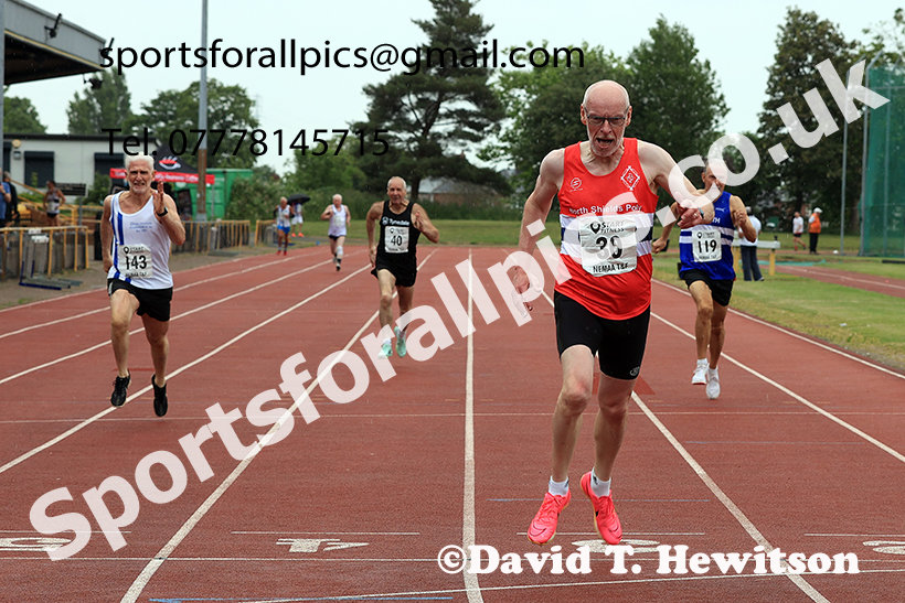 200 metres, 2025 NEMAA Track and Field, Monkton. Photo: David T. Hewitson/Sports for All Pics
